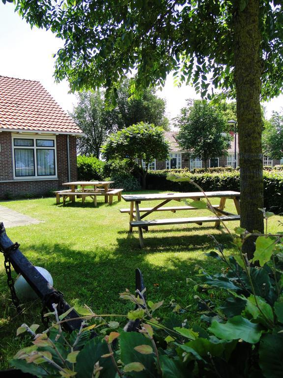 Hotel De Lange Jammer Lelystad Bagian luar foto