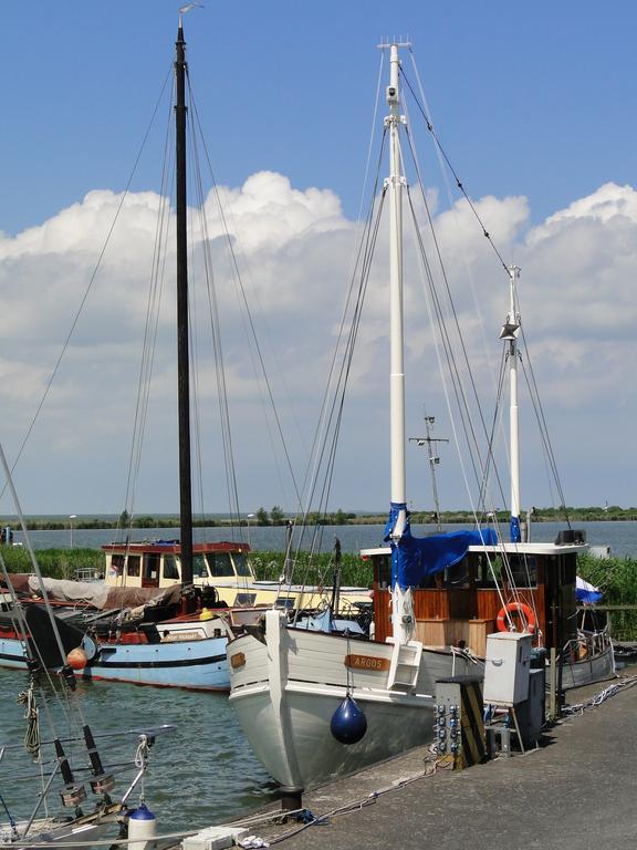 Hotel De Lange Jammer Lelystad Bagian luar foto