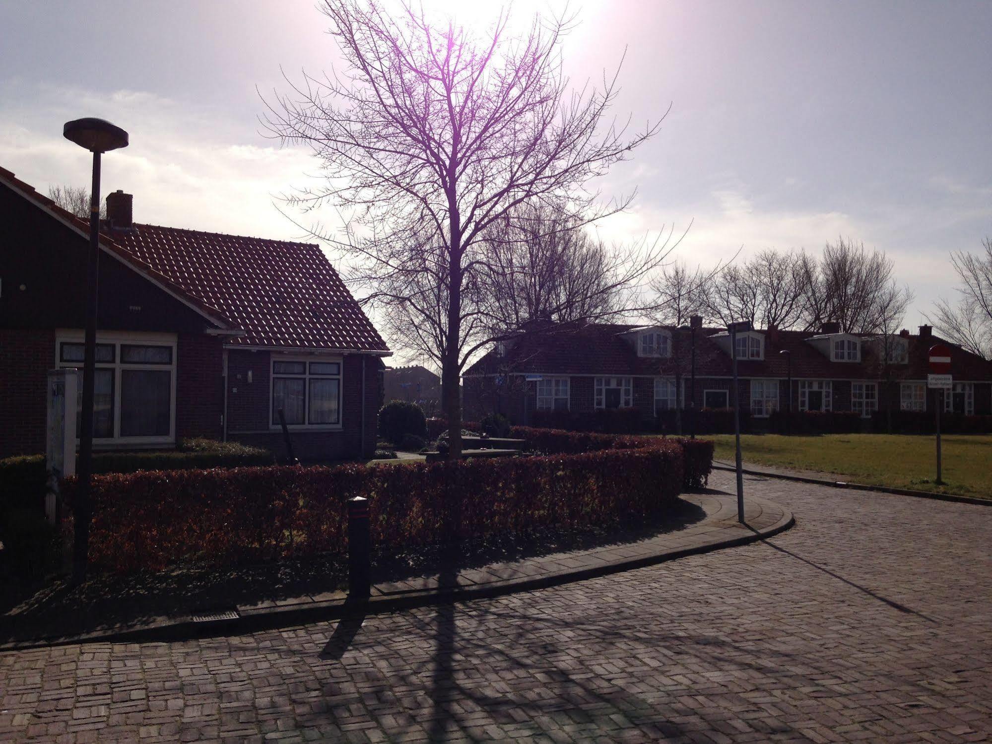 Hotel De Lange Jammer Lelystad Bagian luar foto