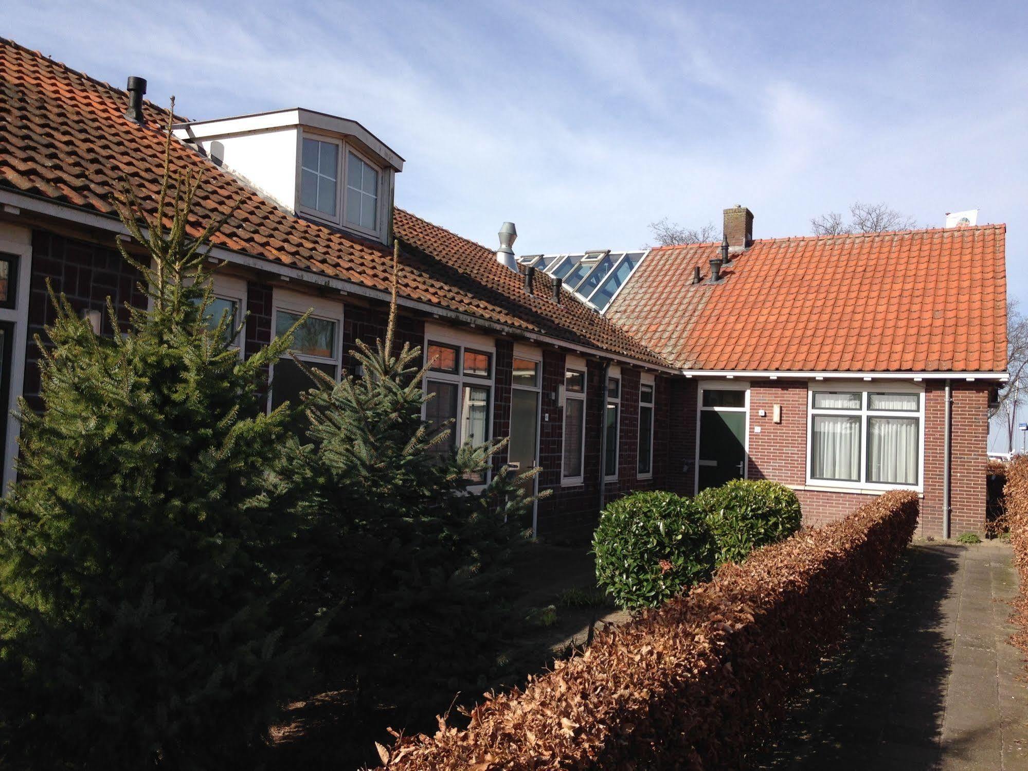 Hotel De Lange Jammer Lelystad Bagian luar foto