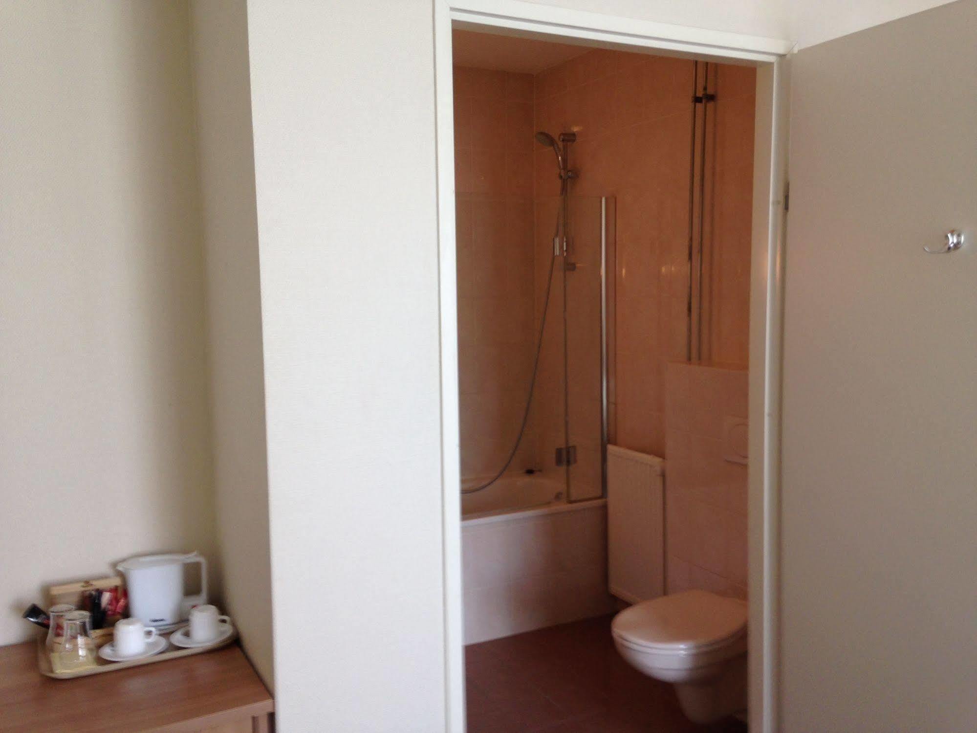 Hotel De Lange Jammer Lelystad Bagian luar foto